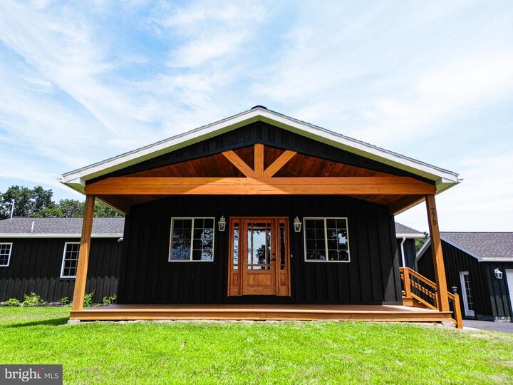 Property Photo: 275 N Middleton Road PA 17013