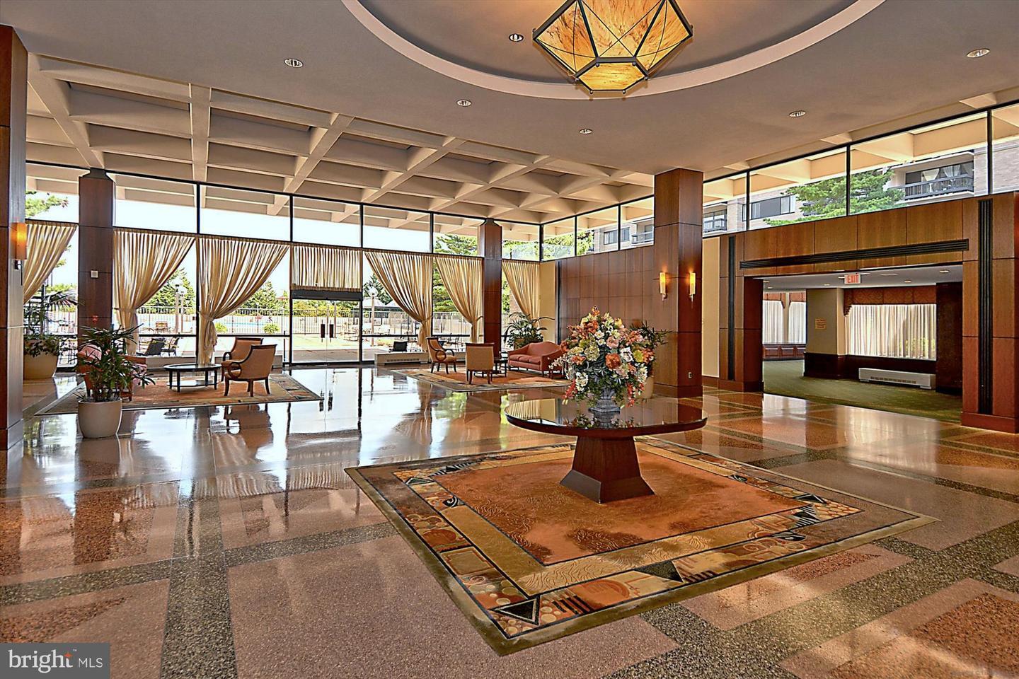 Property Photo: 3701 S George Mason Drive 2410N VA 22041