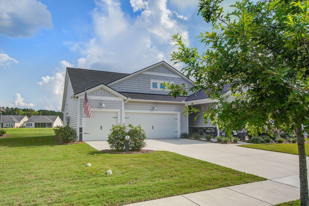 Property Photo: 1223 Locals Street SC 29485