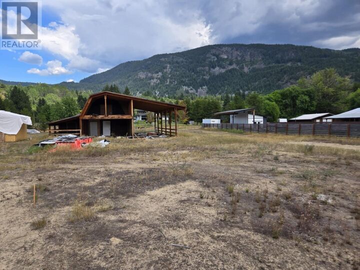 Property Photo:  314 Elkview Trail  BC V1N 4L5 