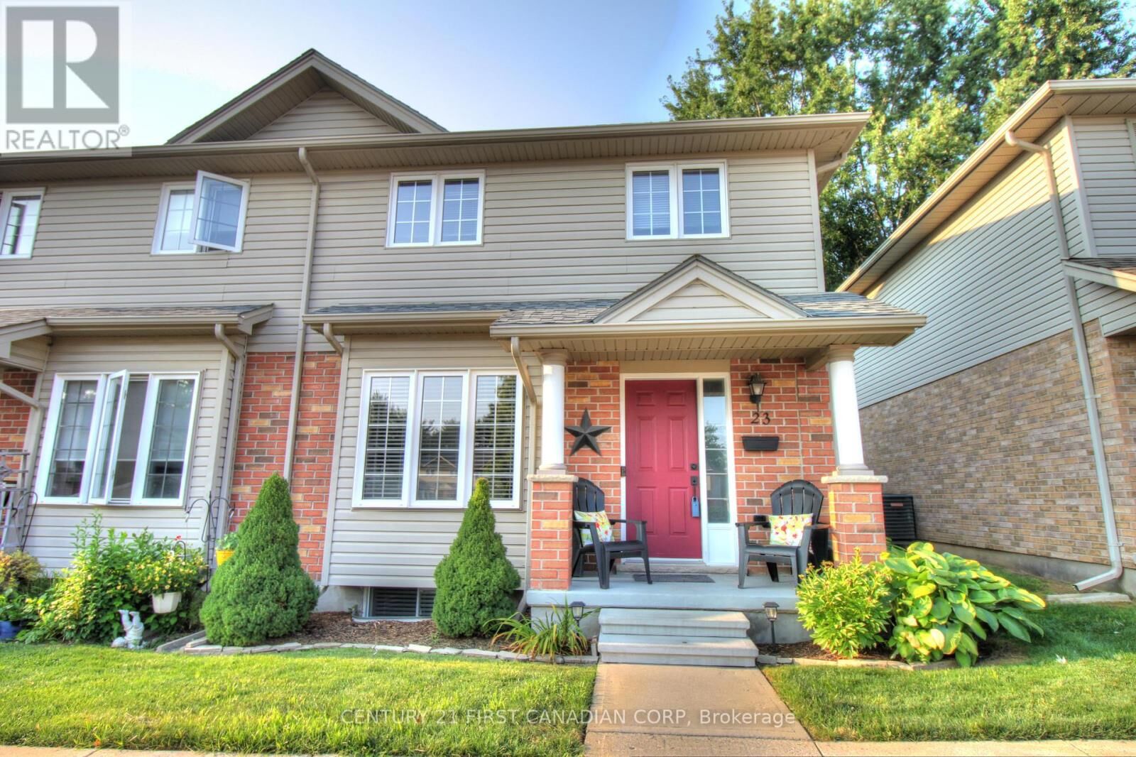 Property Photo: 1920 Marconi Boulevard 23 ON N5V 4X8