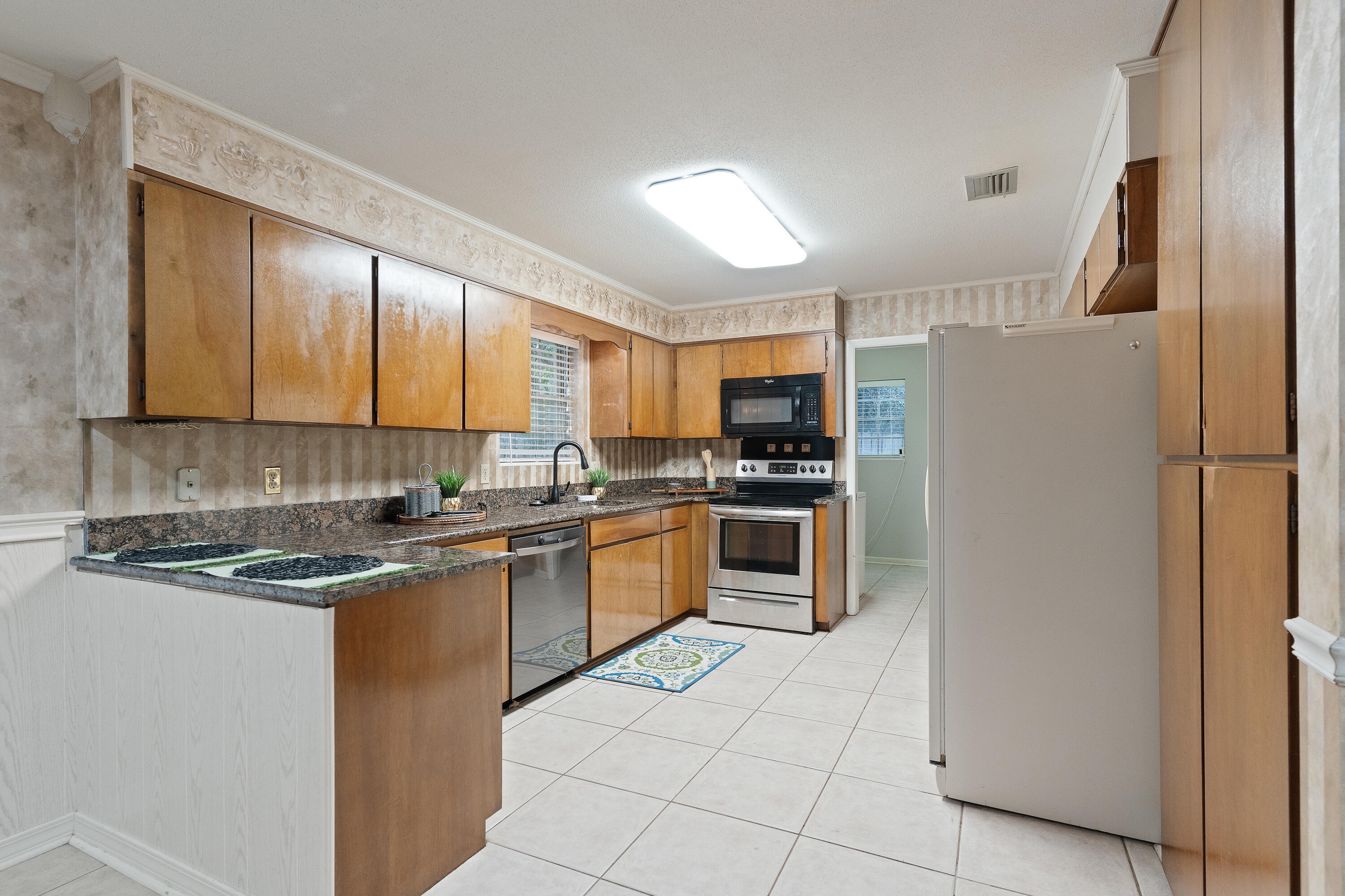 Property Photo: 298 NW Briarwood Circle FL 32548