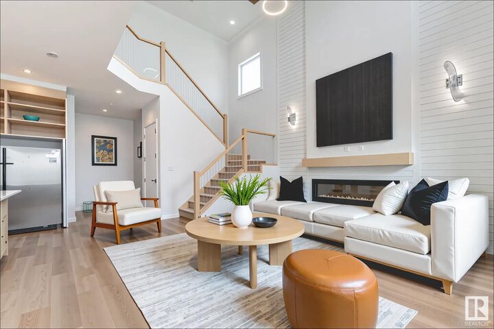 Property Photo: 147 Graybriar Drive AB T7Z 2Z2