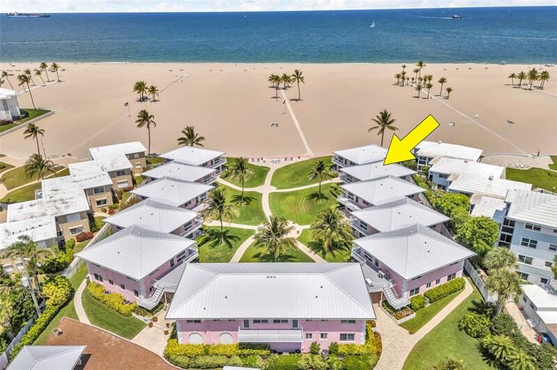 Property Photo: 1922 S Ocean Ln 10 FL 33316
