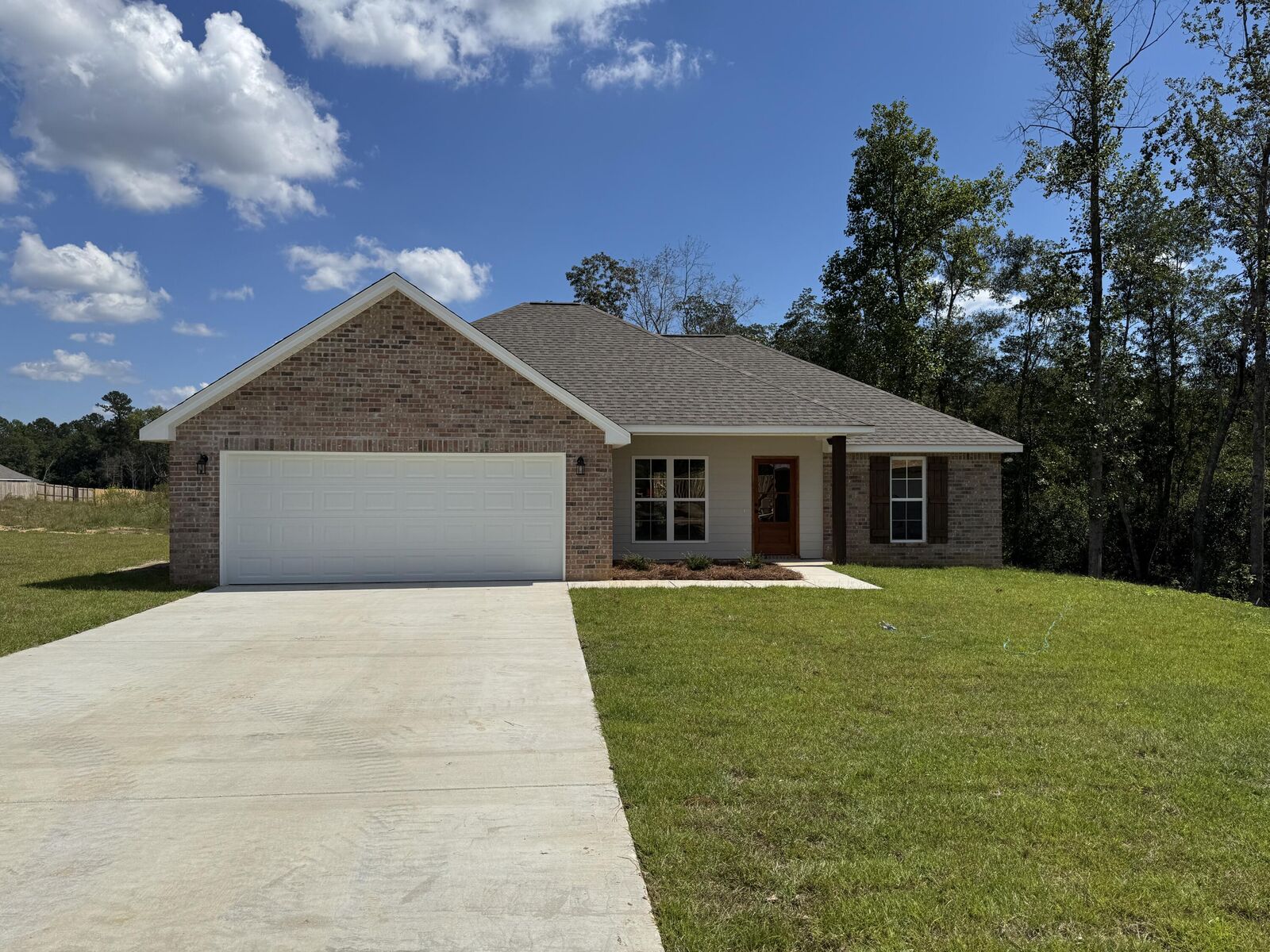 Property Photo:  54 S Fairfax Dr.  MS 39402