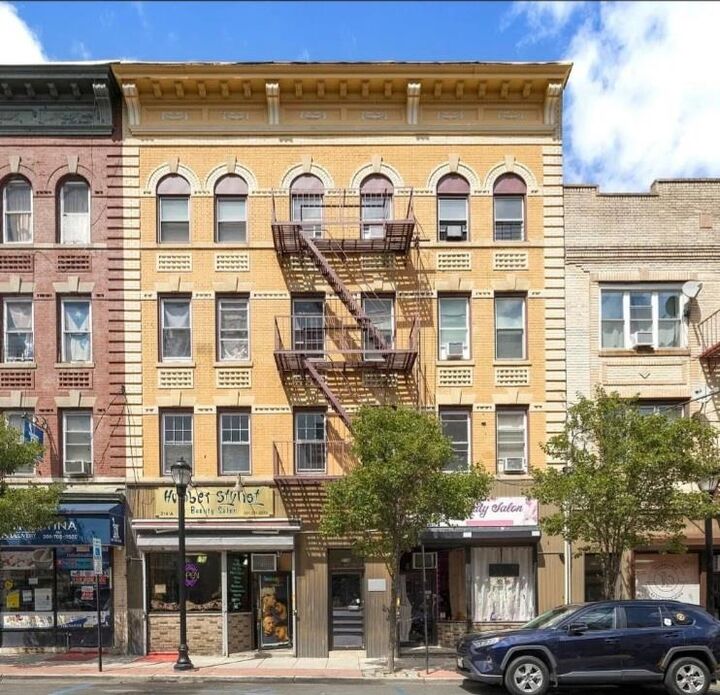 214 48th St #9  Union City NJ 07087 photo