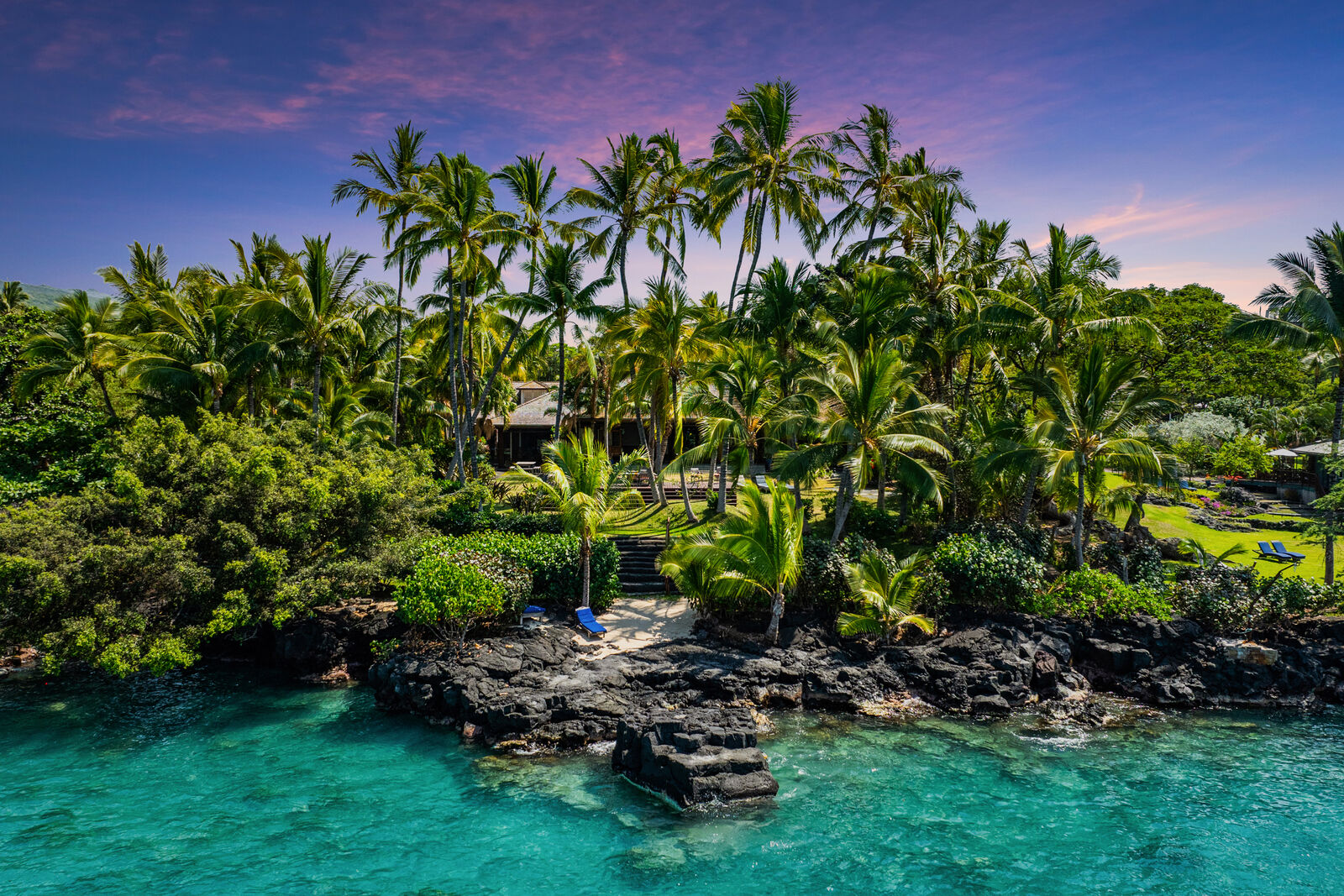 Property Photo: 78-133 Ehukai St HI 96740