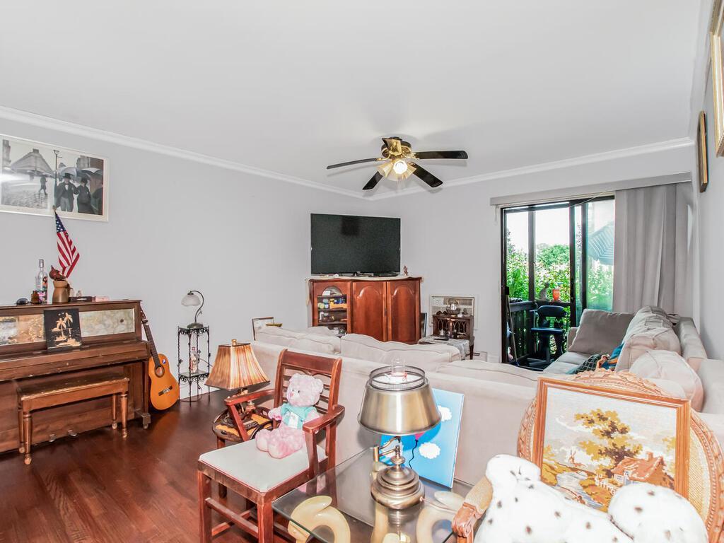 Property Photo: 13 Granada Crescent 7 NY 10603