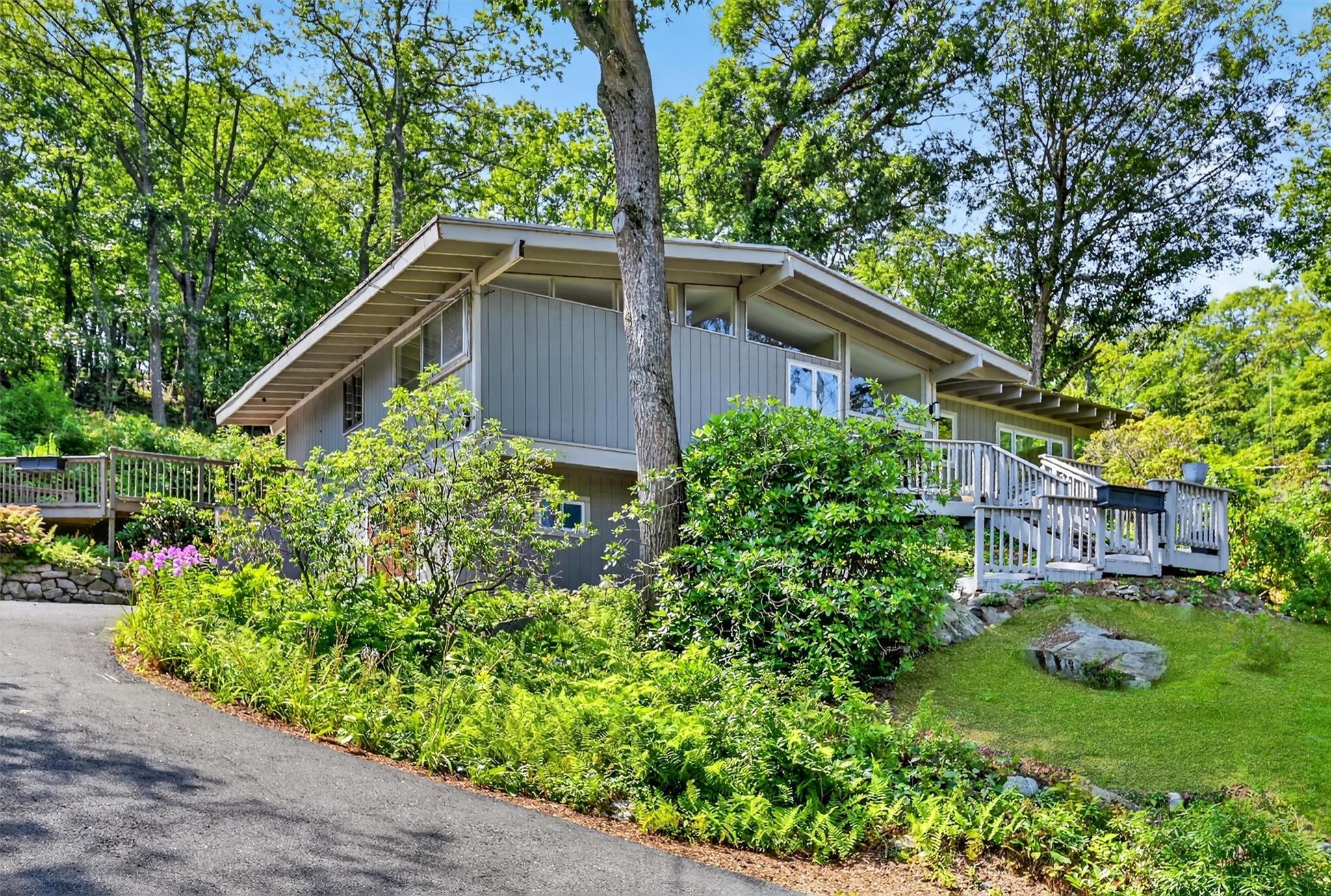 165 Fawn Hill Road  Tuxedo Park NY 10987 photo