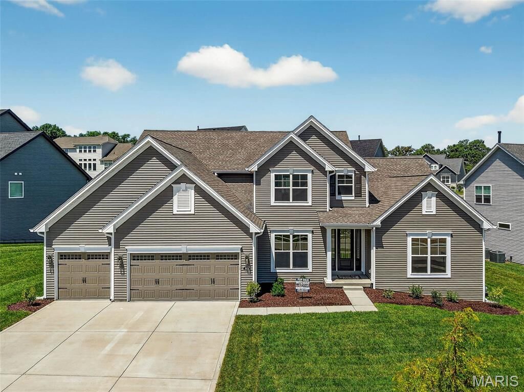 Property Photo:  303 Clewer Park Court  MO 63367 