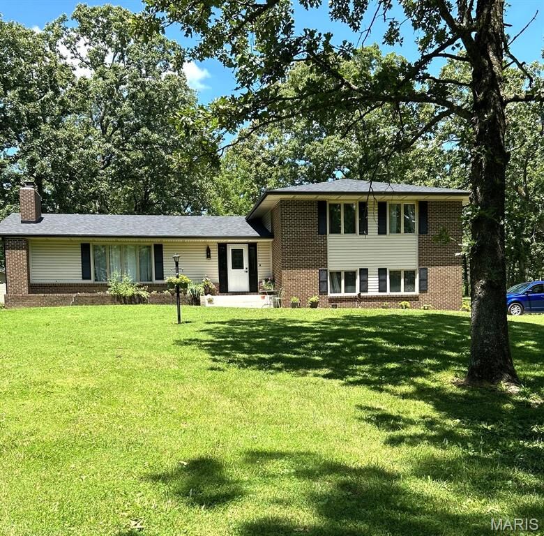 Property Photo:  20193 SW Oakwood Drive  MO 65536 