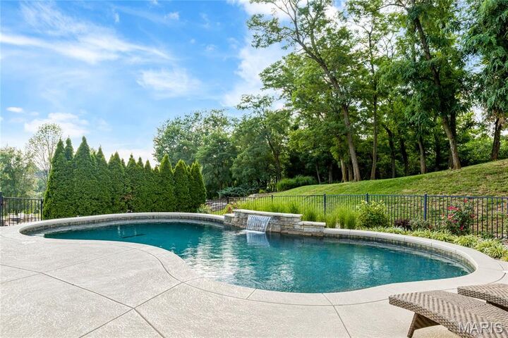 Property Photo:  5319 Lancelot Drive  MO 63304 