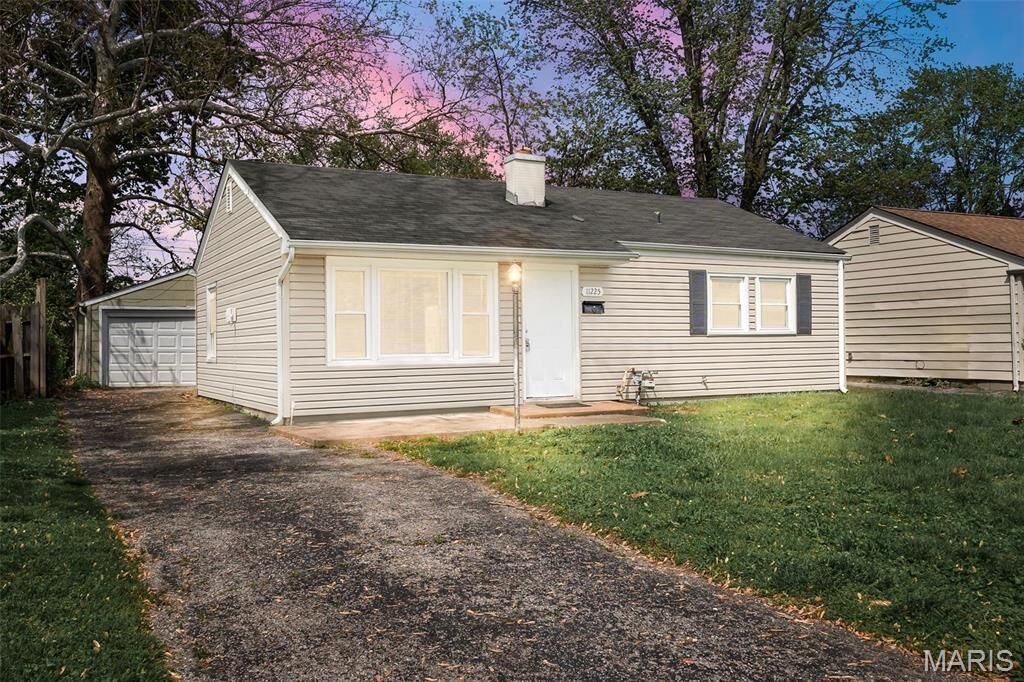 Property Photo:  11225 Saint Shawn Lane  MO 63074 