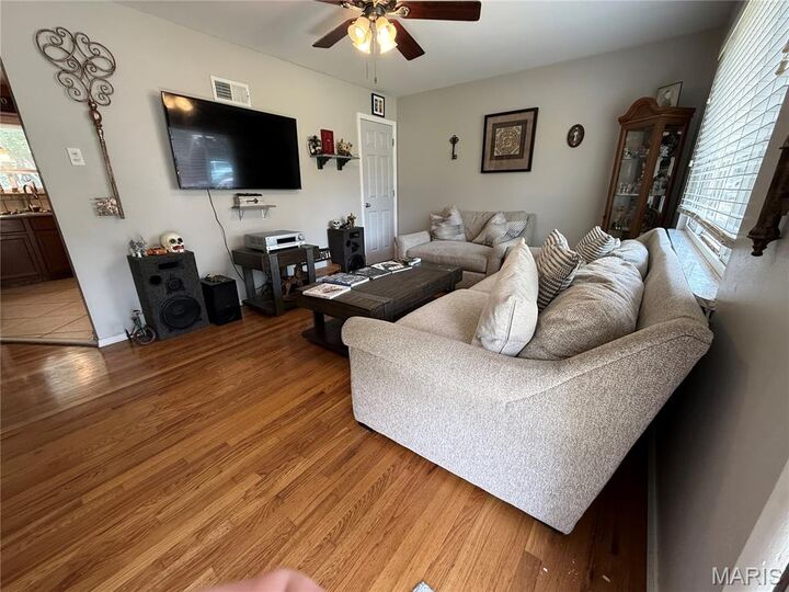 Property Photo:  117 E Donaldson Drive  MO 63129 