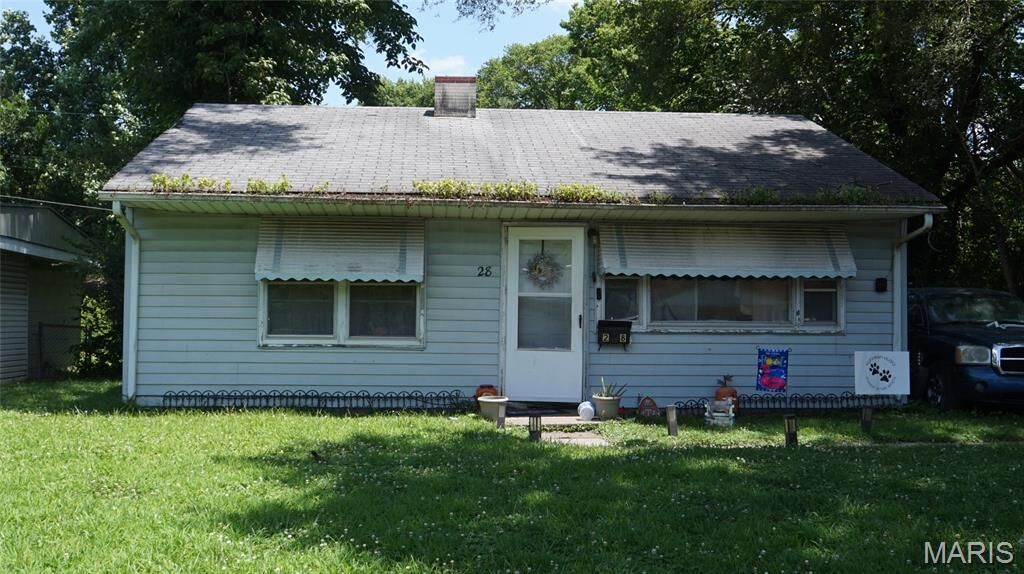 Property Photo:  28 Louise Lane  IL 62206 