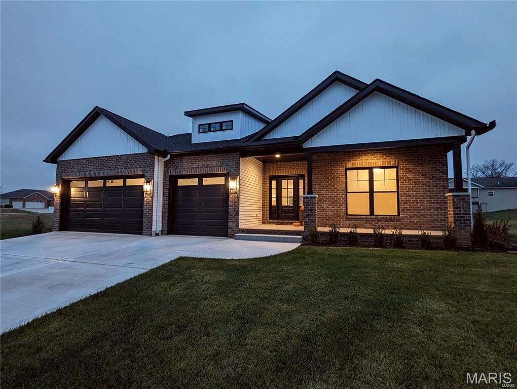 Property Photo:  8748 Wendell Creek Drive  IL 62281 