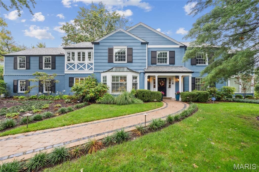 Property Photo:  3 Maryhill Drive  MO 63124 