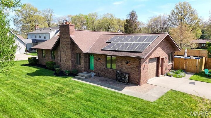 606 N Ash Street  Trenton IL 62293 photo