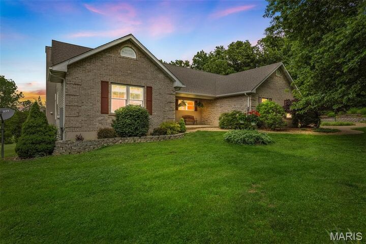 10101 Manassas Drive  Festus MO 63028 photo