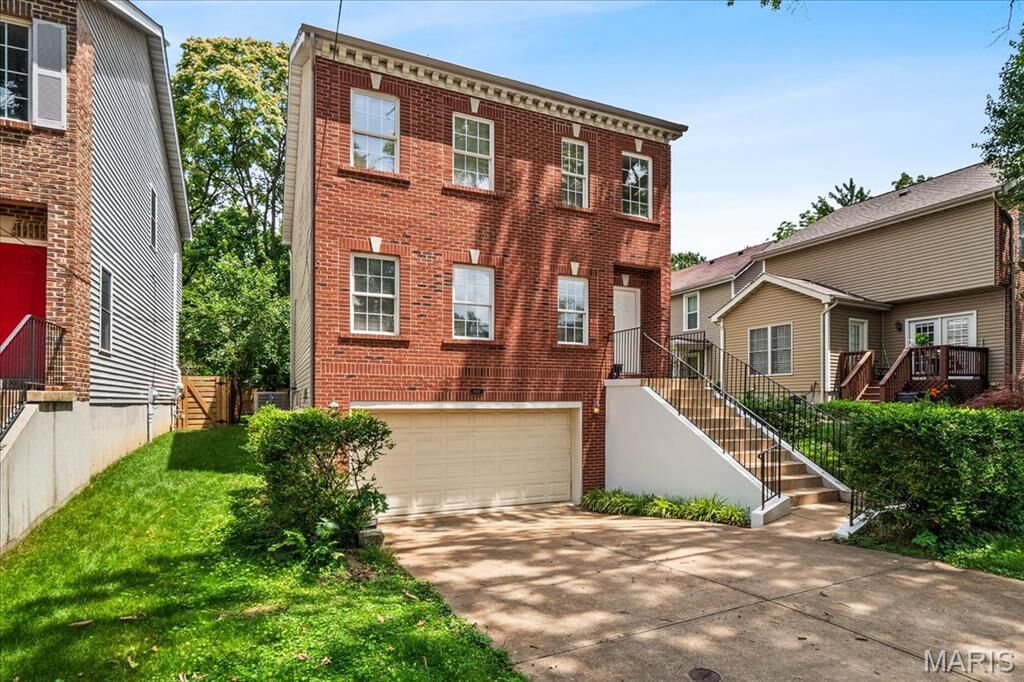 Property Photo: 6911 Garner Street MO 63139