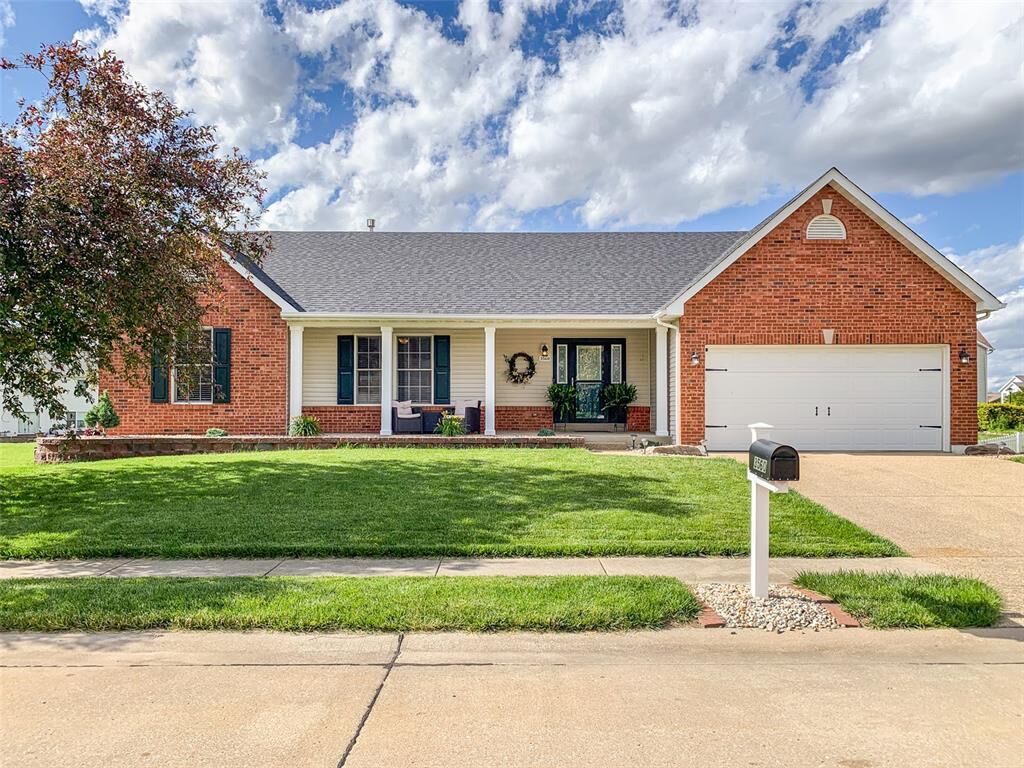 Property Photo:  3560 Harbor Way  IL 62221 