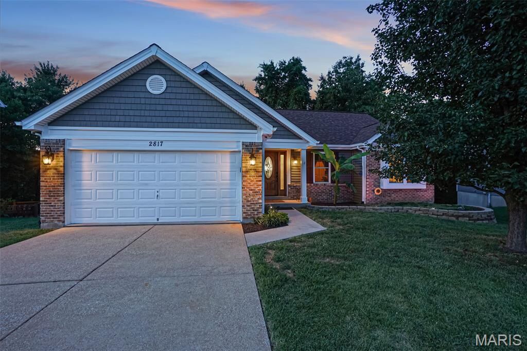 Property Photo: 2817 Fox Run Ridge MO 63010