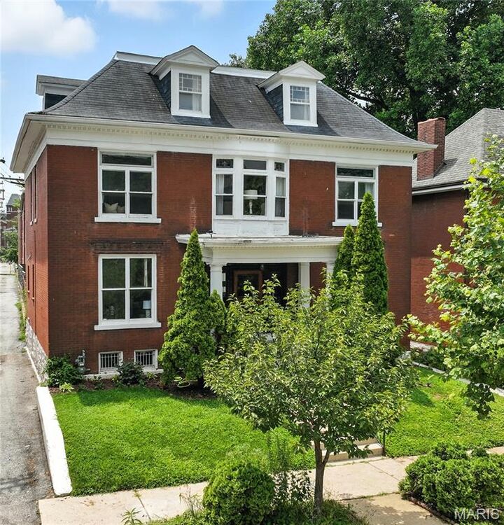 3624 Cleveland Avenue  St Louis MO 63110 photo