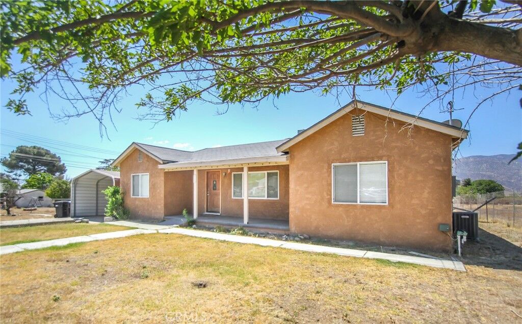 Property Photo:  720 E George Street  CA 92220 
