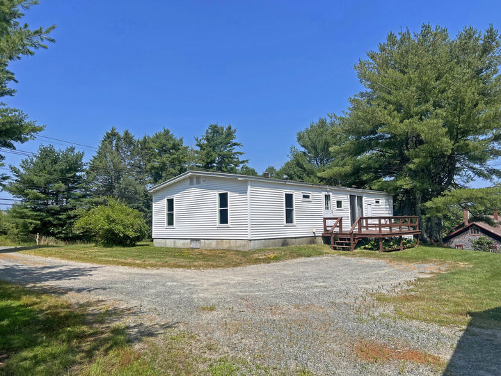 Property Photo:  68 Bayside Road  ME 04605 