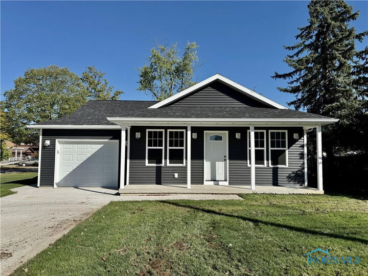 402 Empire Street  Montpelier OH 43543 photo