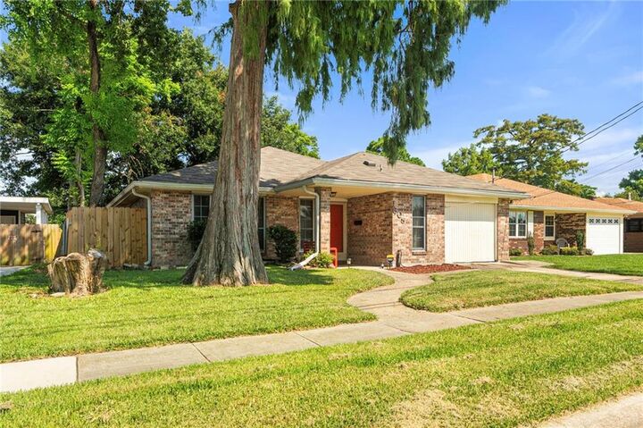 Property Photo: 1608 Fairway Street LA 70062