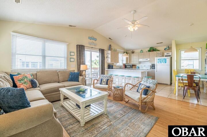 Property Photo:  1613 N Croatan Highway  NC 27948 