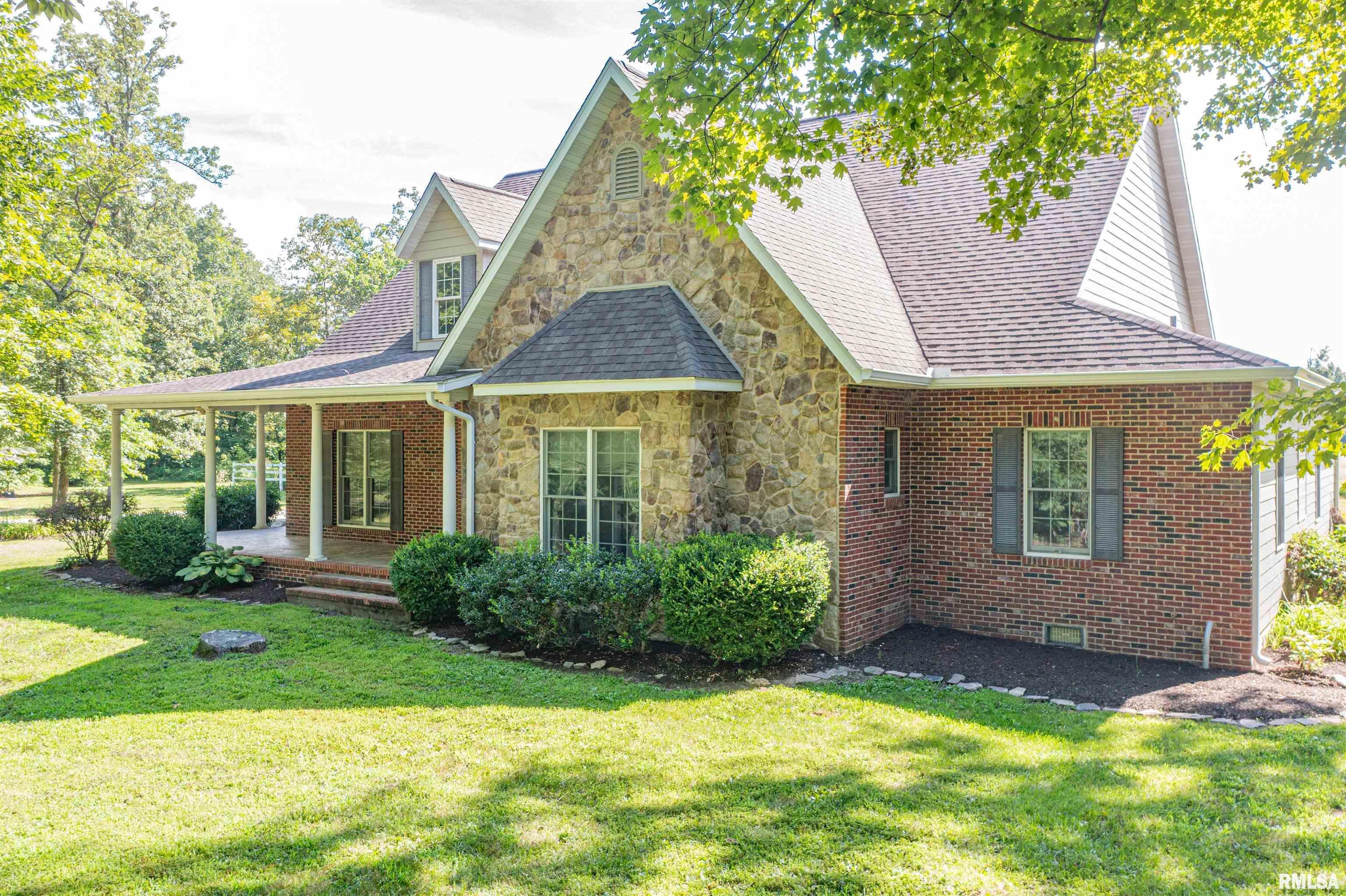 5315 Lois Lane  Salem IL 62881 photo