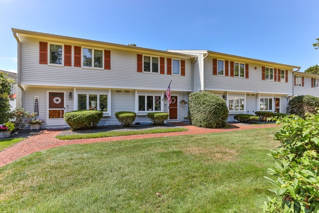 Property Photo: 174 Lowell Rd 121 MA 02649