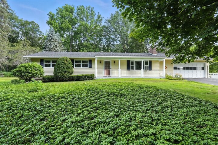 93 Meadow Lane  Greenfield MA 01301 photo