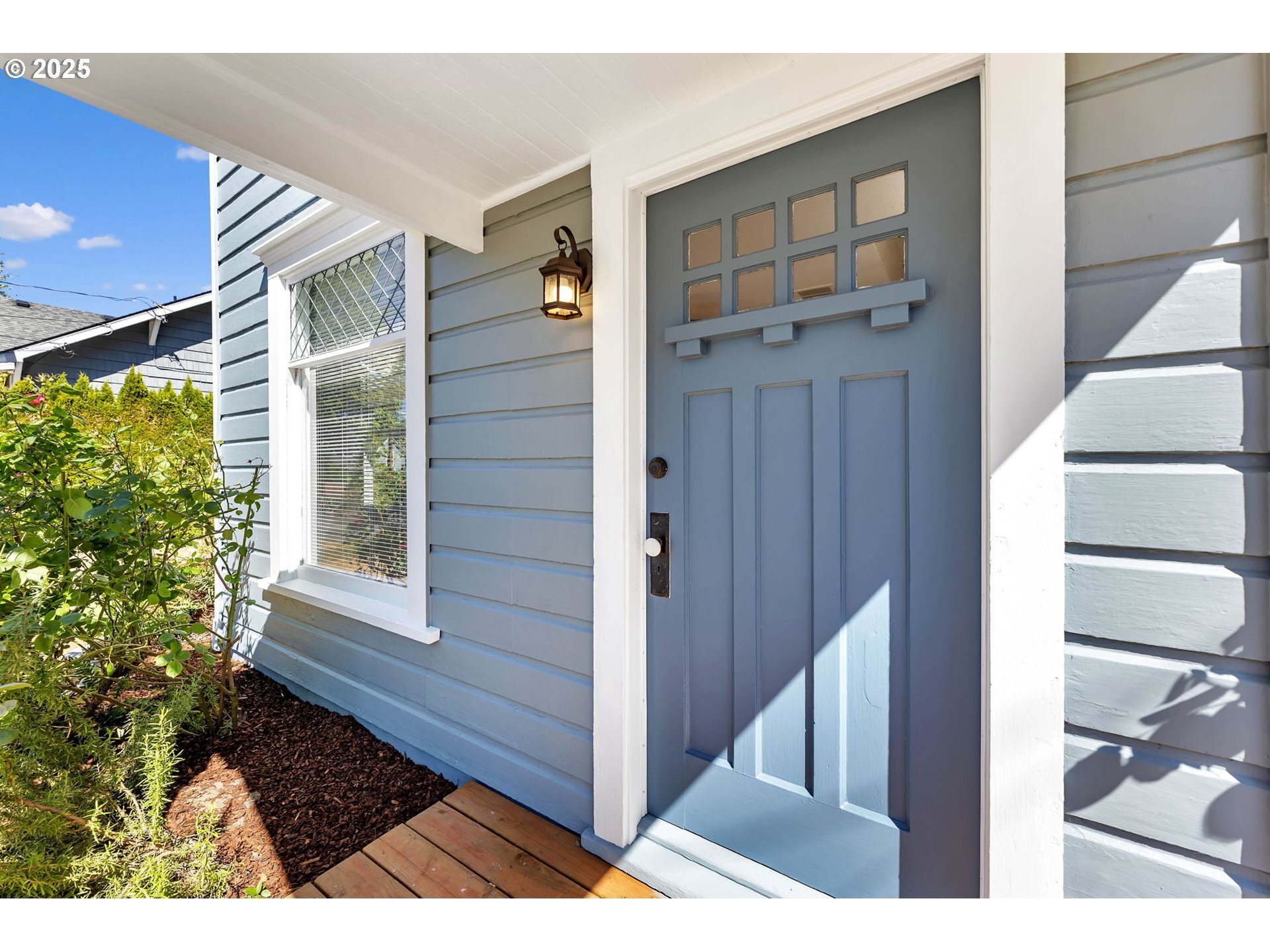 Property Photo: 812 Jefferson St OR 97045