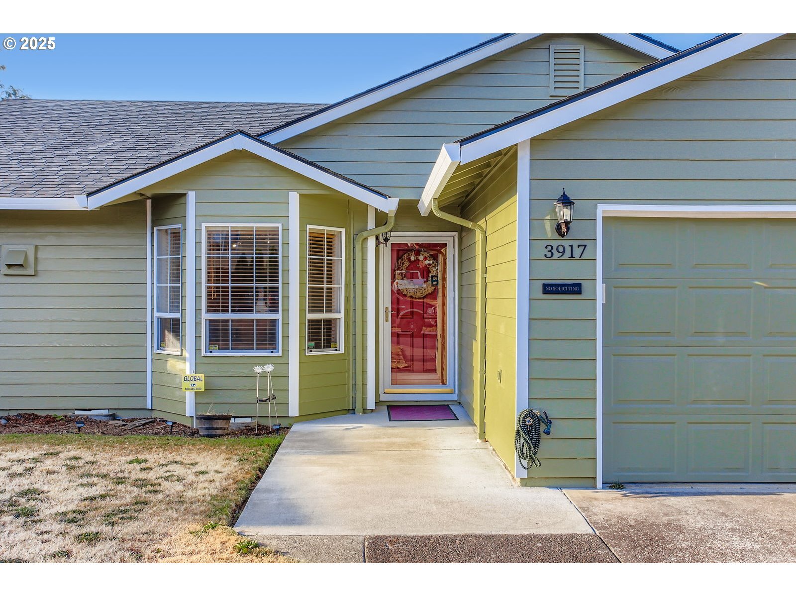 Property Photo: 3917 NE 35th Cir WA 98661