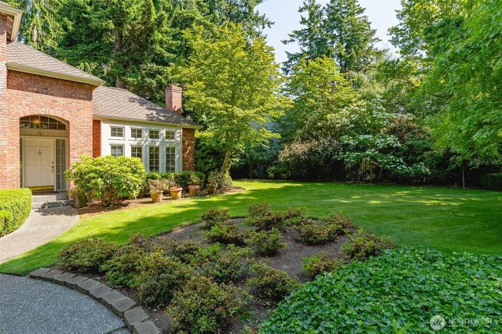 Property Photo: 4 Shorewood Drive WA 98225