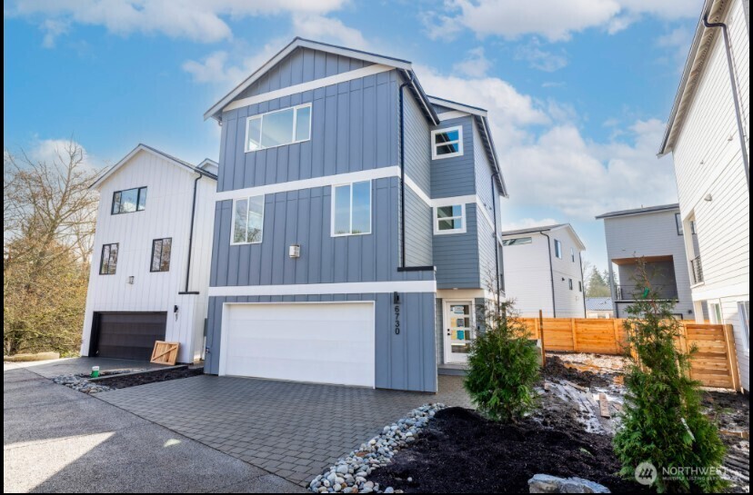 Property Photo: 6730 21st Avenue SW WA 98106