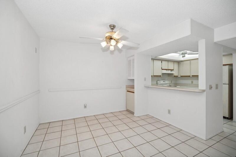 Property Photo: 993 Sonesta Avenue NE 205 FL 32905