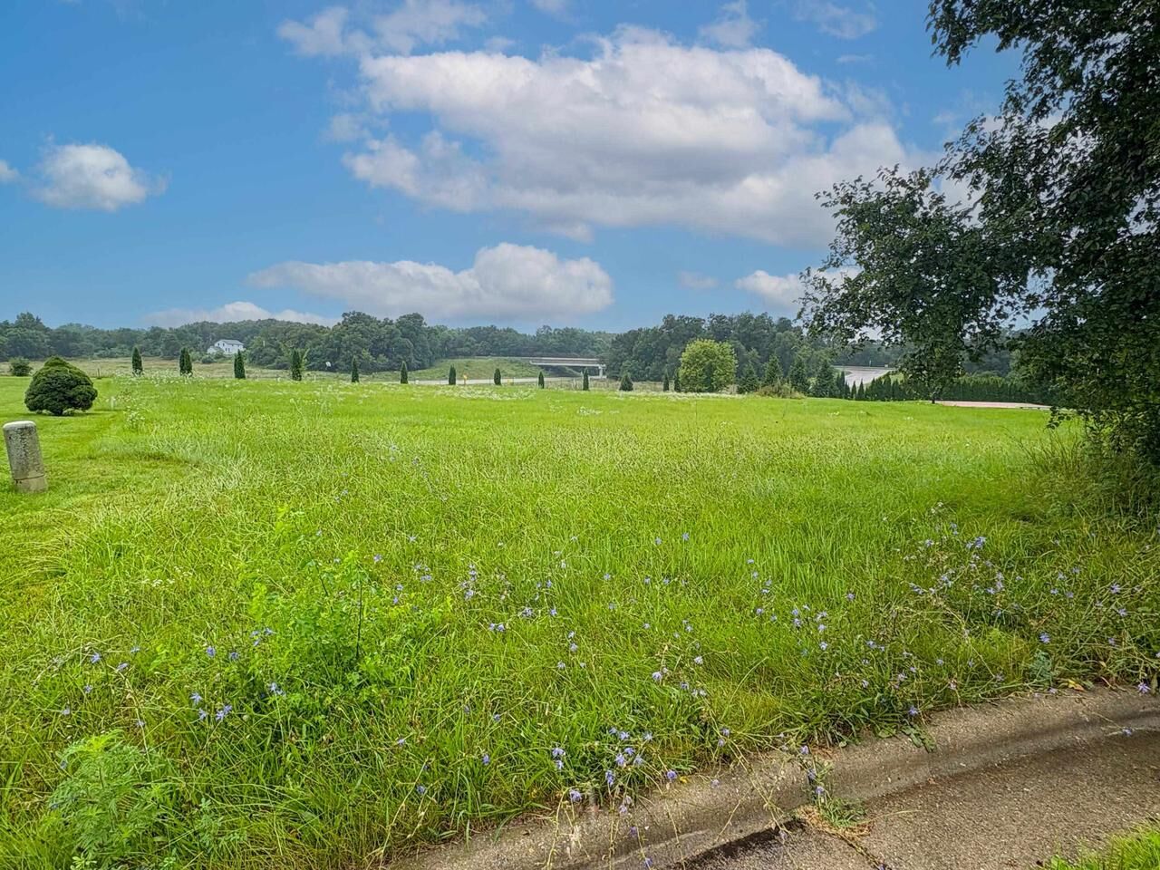 Property Photo:  2624 Doe Court  WI 53548 