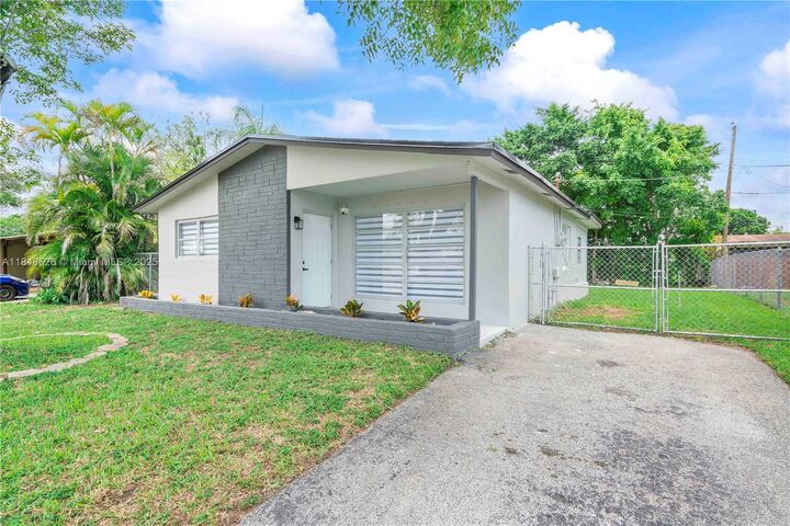 Property Photo:  9731 NW 24th Pl  FL 33322 