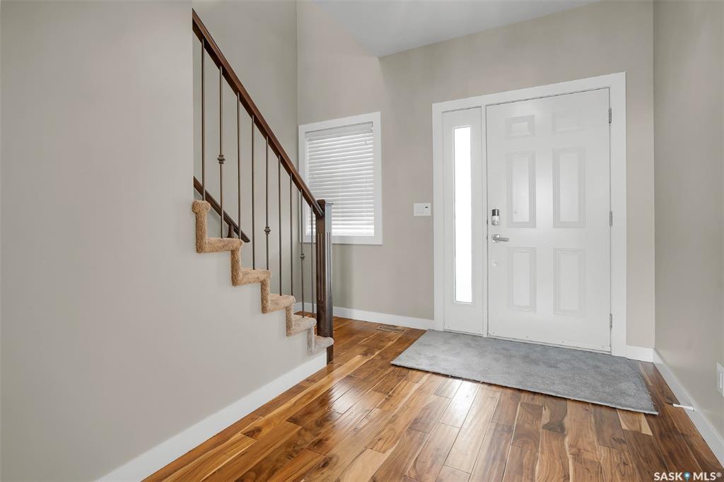 Property Photo: 429 Redwood Crescent SK S0K 4S0