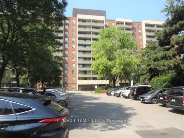Property Photo:  9 Four Winds Drive 1113  ON M3J 2S8 