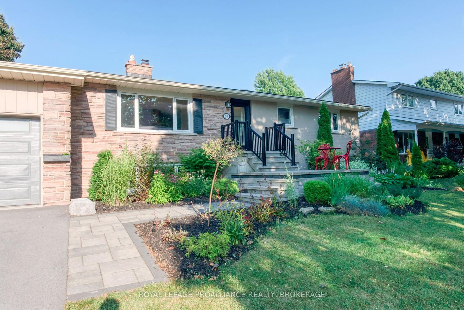 Property Photo:  59 Fairway Hill Crescent  ON K7M 2B3 