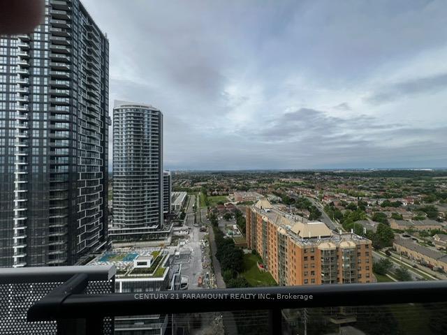 Property Photo: 5105 Hurontario Street 1806 ON L4Z 3X7