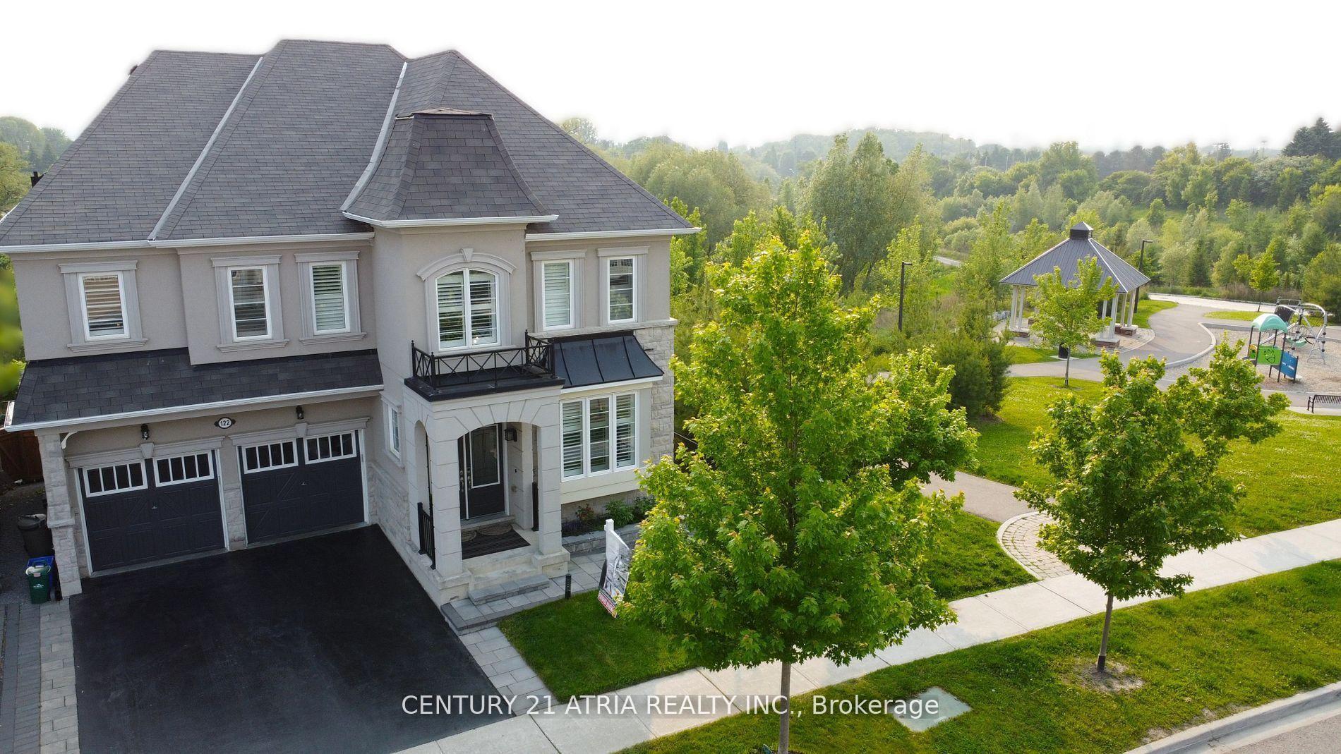 Photo de la propriété: 122 Degraaf Crescent ON L4G 0X2