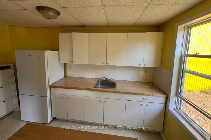 41 Harriett Street  Belleville ON K8P 1V4 photo