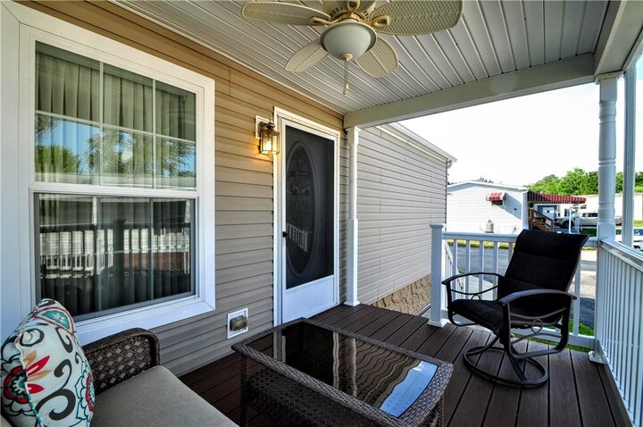 Property Photo: 10 Roundtop Dr PA 15332