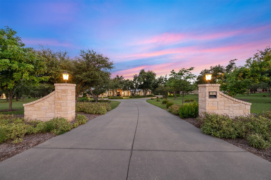 Property Photo: 18601 Madrone Vista Drive TX 78738
